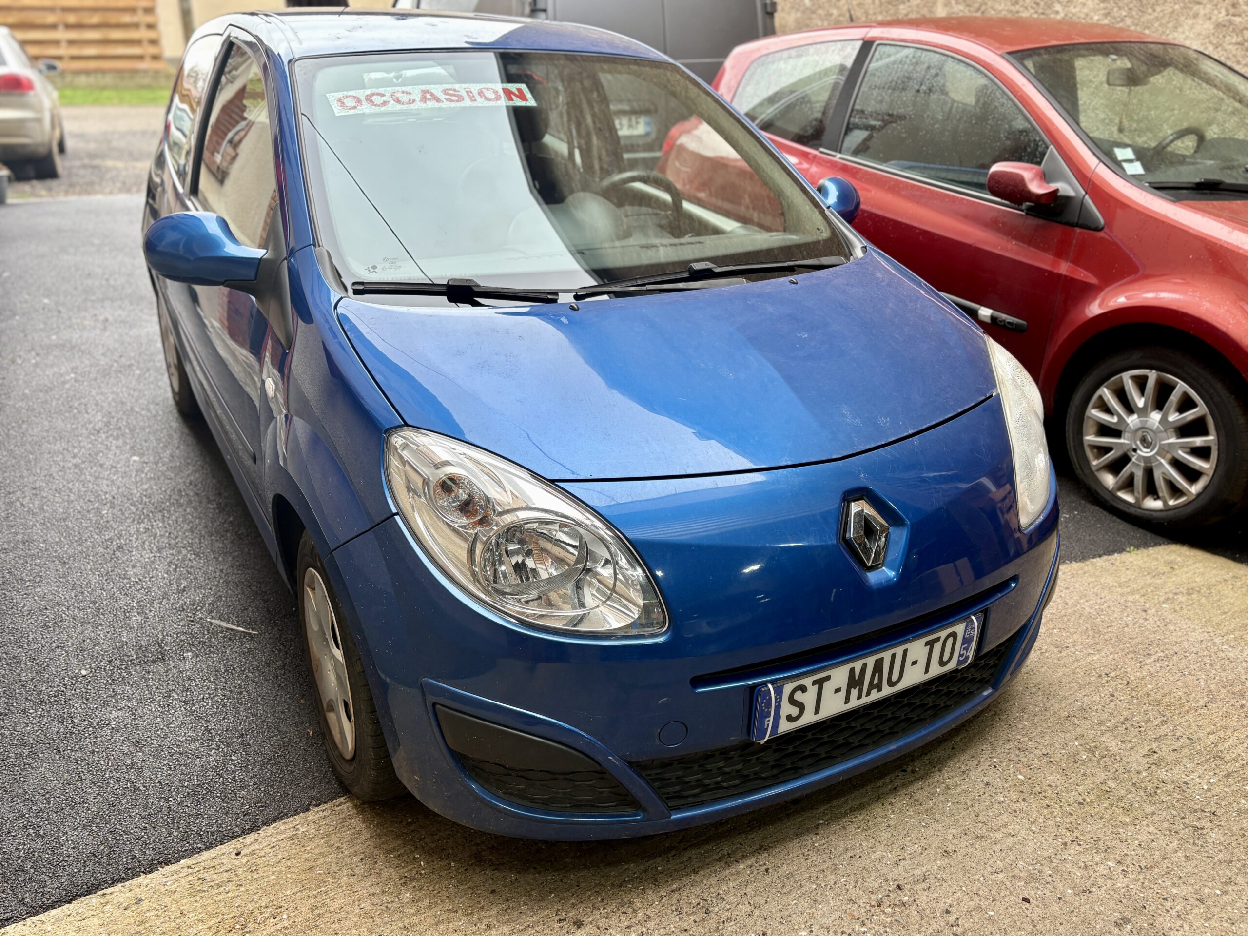 TWINGO II , 75CH ESSENCE